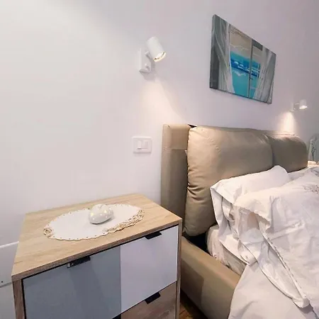 Dimora Tu Virgiliu - Salento Reservation شقة